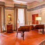 Palazzo Tombesi Trecci *